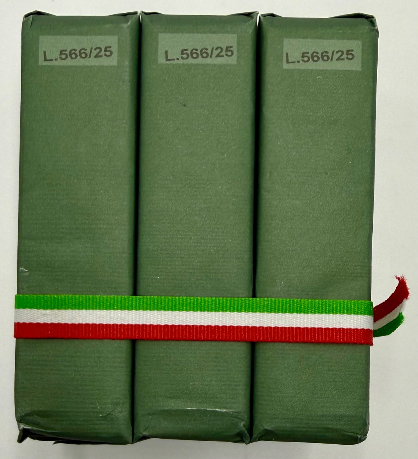 Zeni Green Vetiver Triple Milled Soap Bars 3x 5.2oz Made in Italy Total 15.8oz