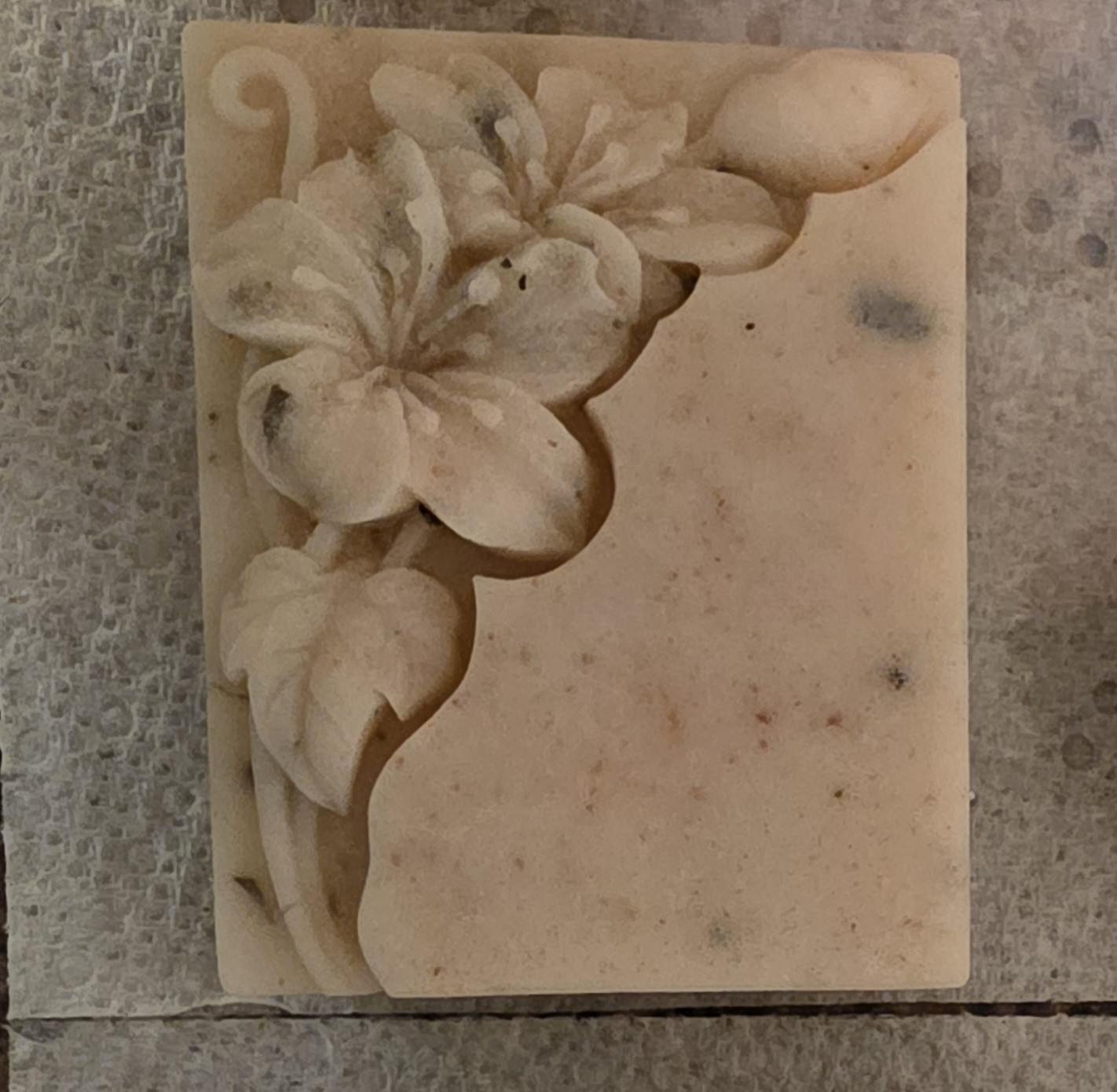 Jabones Artesanales – LAVENDER & OATS 2