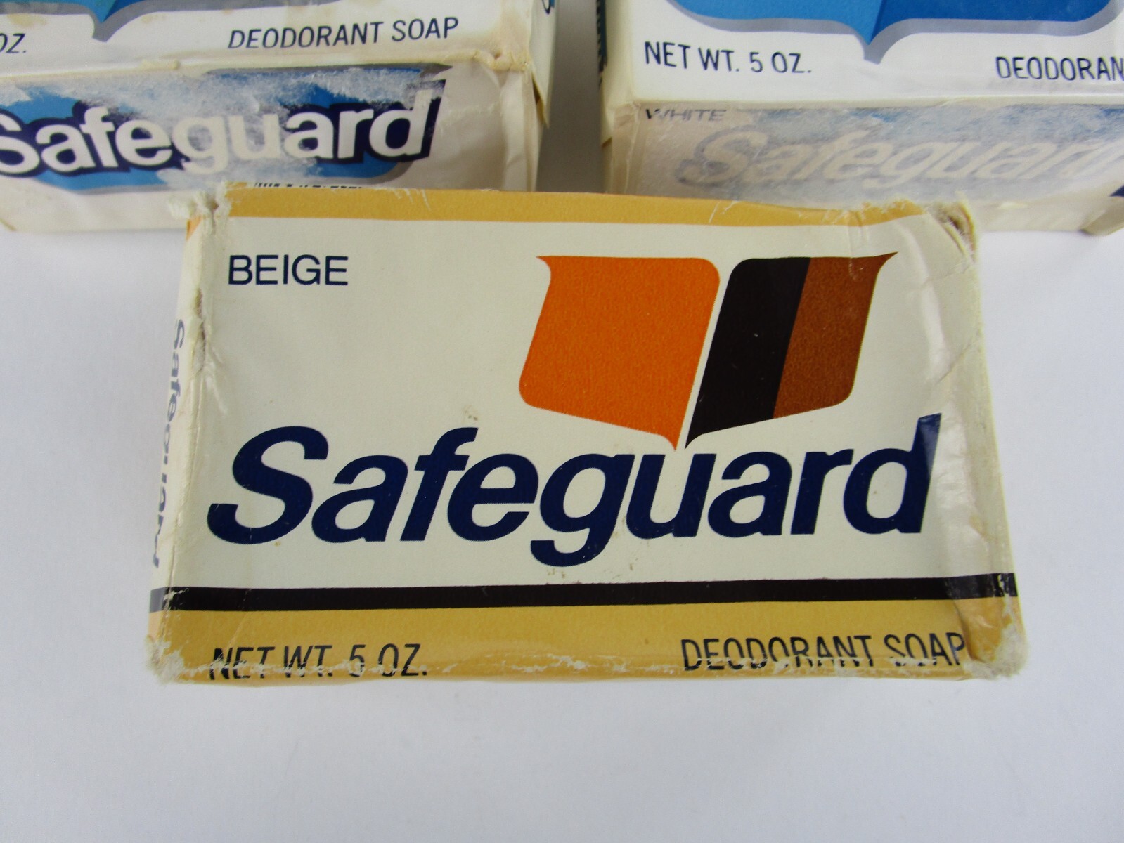 Safeguard Deodorant Soap Bars (2) White (1) Beige 5 oz. Vintage New Lot Of 3