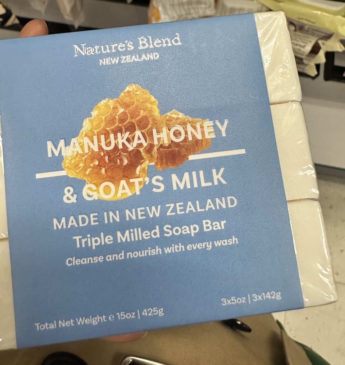 Nature’s Blend Manuka Honey & Goat’s Milk Soap Bar – Made In New Zealand (3 pcs)