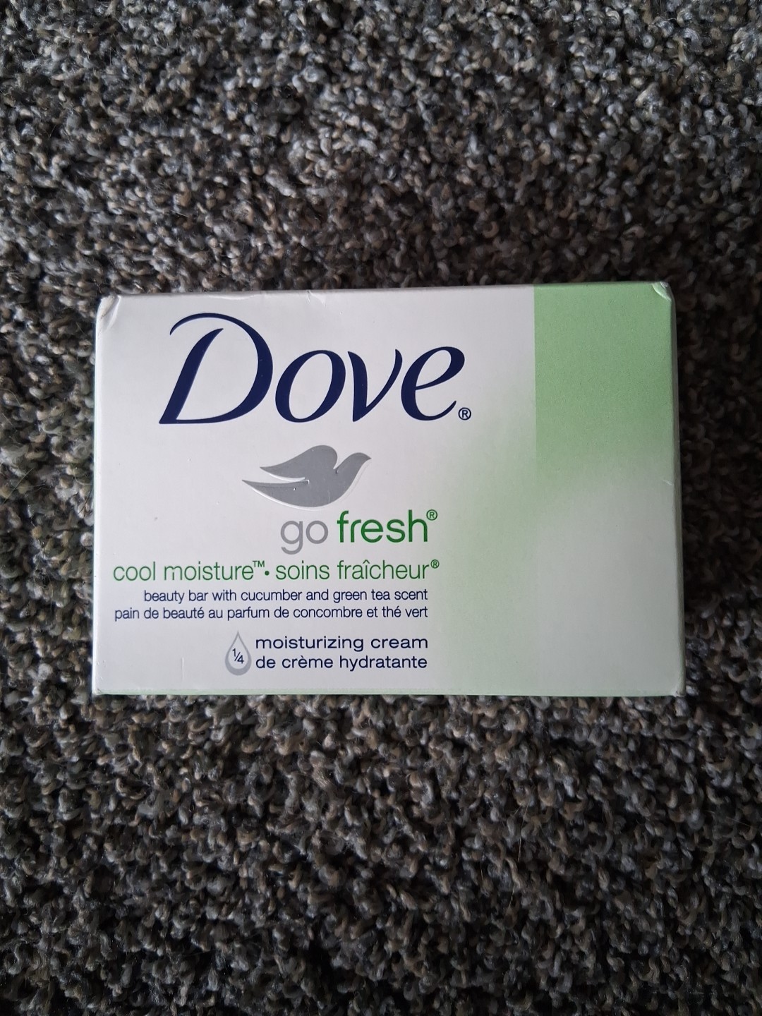 VTG Dove Go Fresh Cool Moisture Soap Bar Cucumber Green Tea Scent 4 Oz Bar