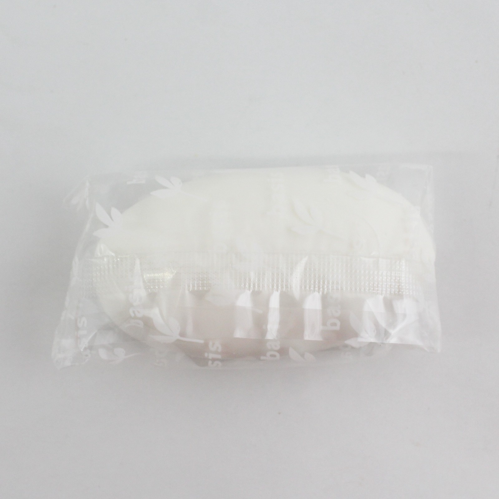 Basis Sensitive Skin Bar Soap Cleans & Soothes 4 oz 1 Bar