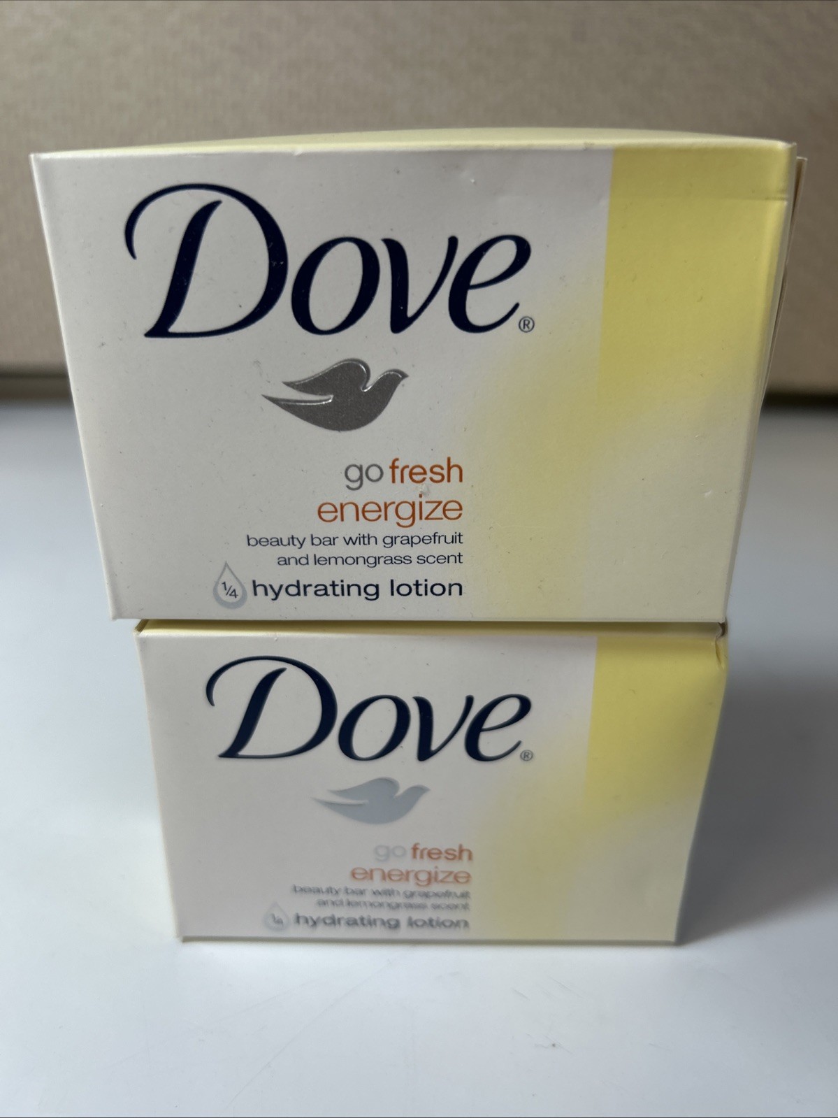 2 Dove Go Fresh Energize Bar Soap Grapefruit Lemongrass Scent Vintage