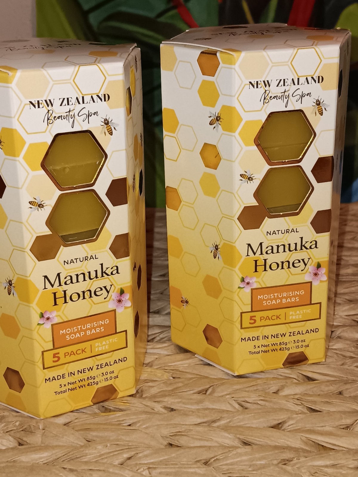 New Zealand Beauty Spa Natural Manuka Honey Moisturizing Soap x 2 pack