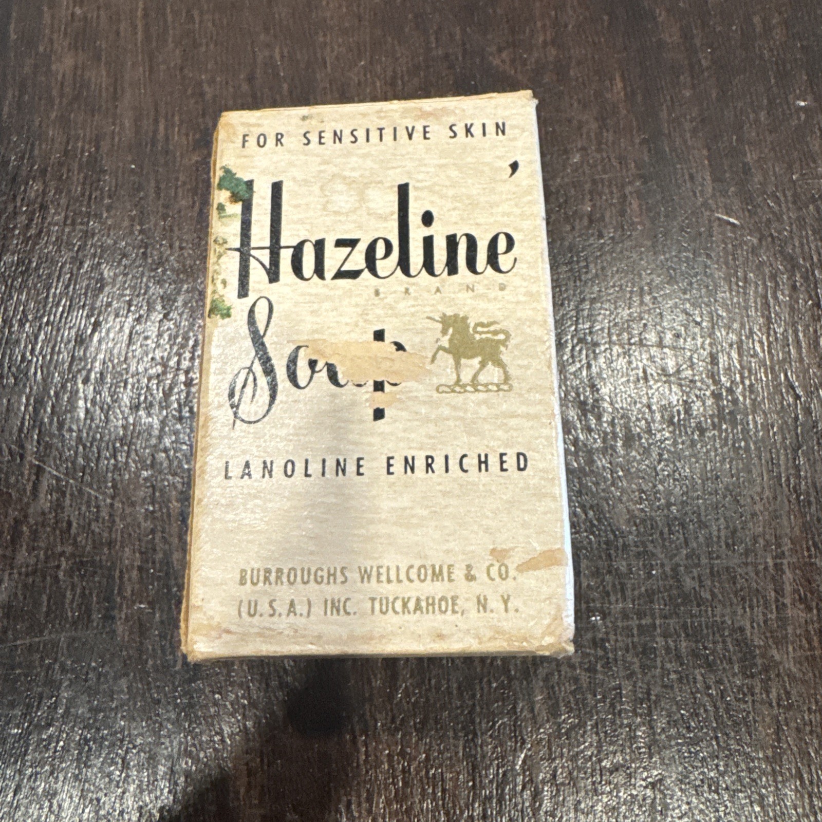 – Vintage/Antique Hazeline Lanoline Soap Burroughs Wellcome & Co. NOS