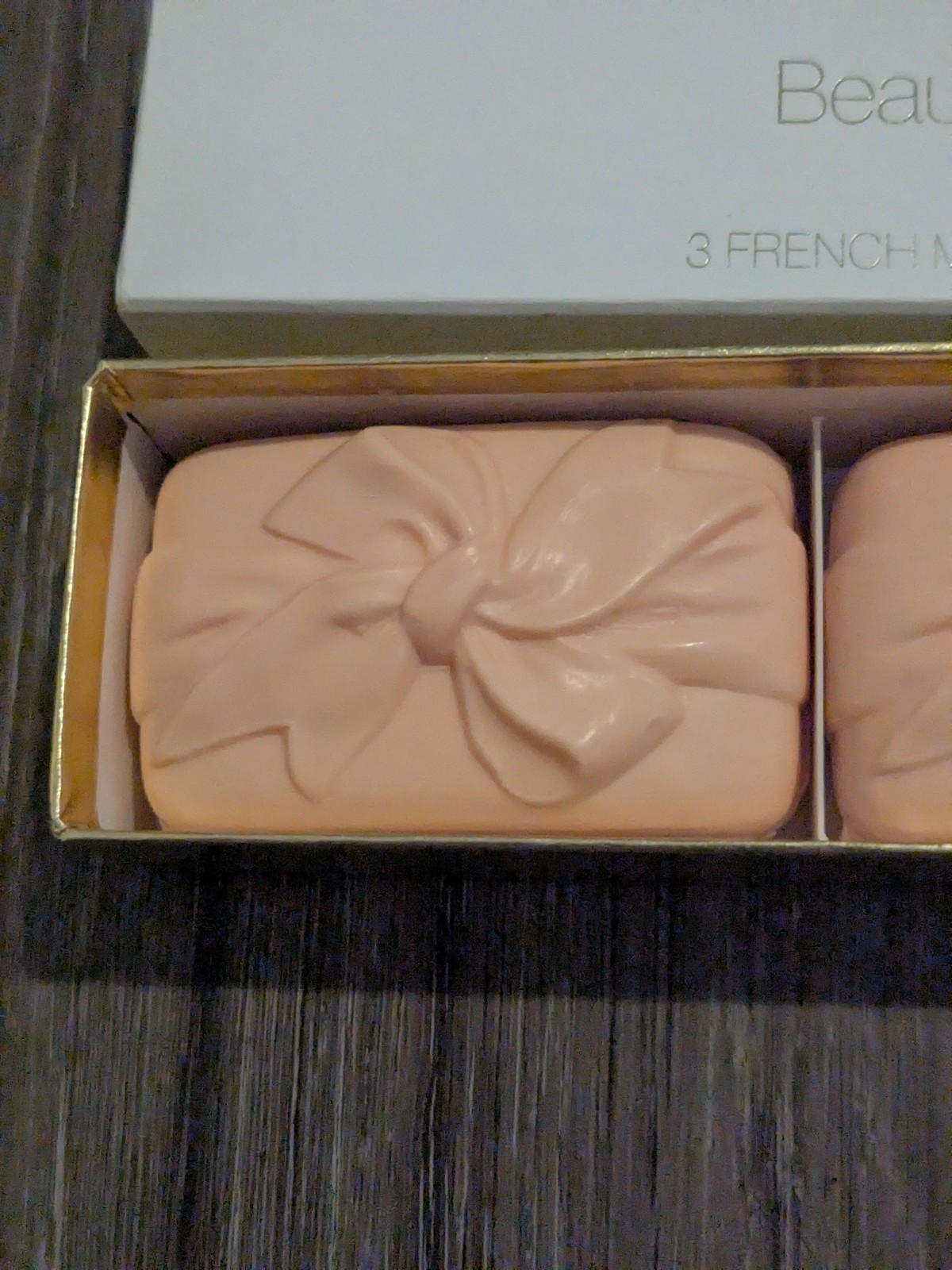 VTG French Milled Ribbon Soaps I.magnin Beau Ruban Gift Soaps 9oz Box New