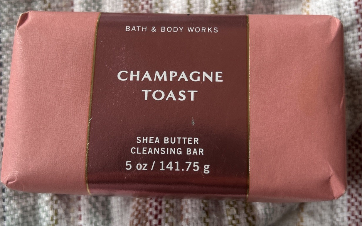 Bath & Body Works CHAMPAGNE TOAST Shea Butter Cleansing Bar Soap NEW