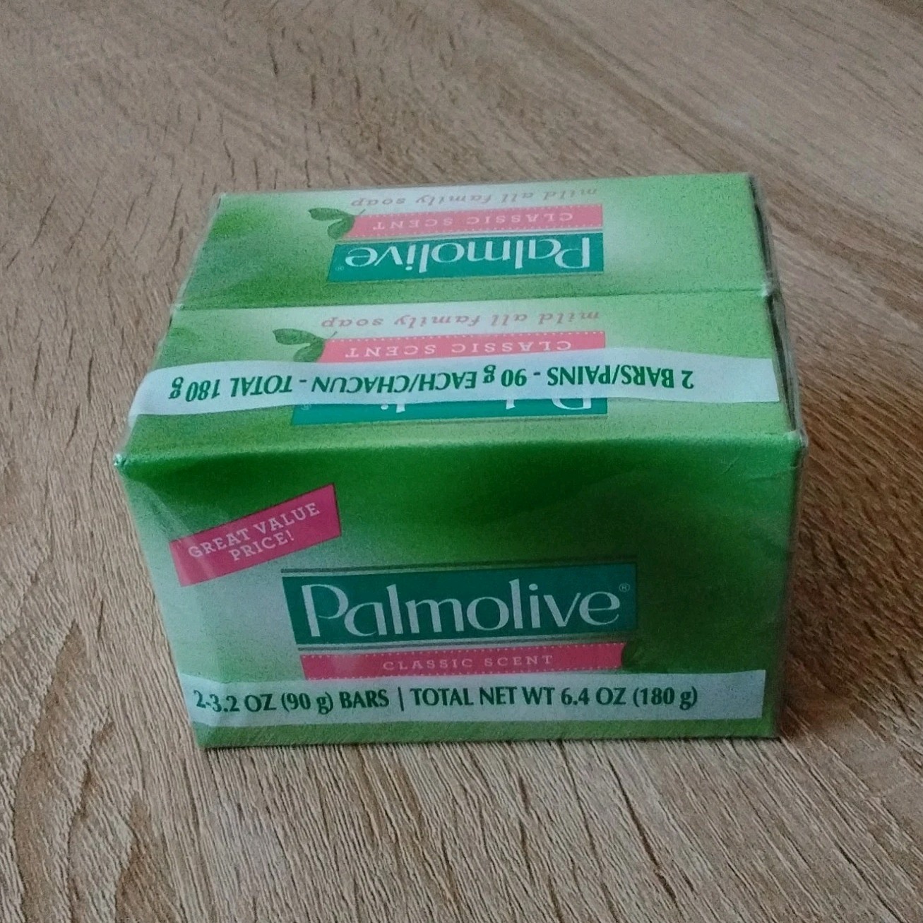Palmolive Classic Scent Bar Soap 2 Bars 6.4 oz Total, Green Rectangular