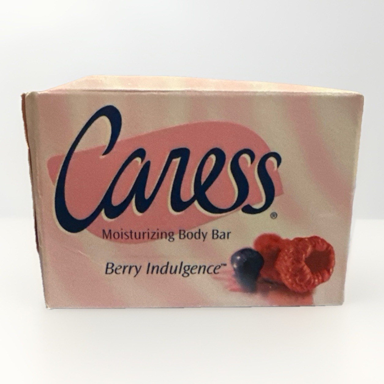 Vintage Caress Bar Soap Berry Fusion Moisturizing Body Bar 3.5 oz New Old Stock