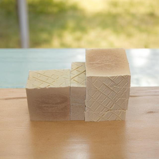 Buttermilk, Jojoba, and Shea Butter – Nourishing & Gentle Cleansing