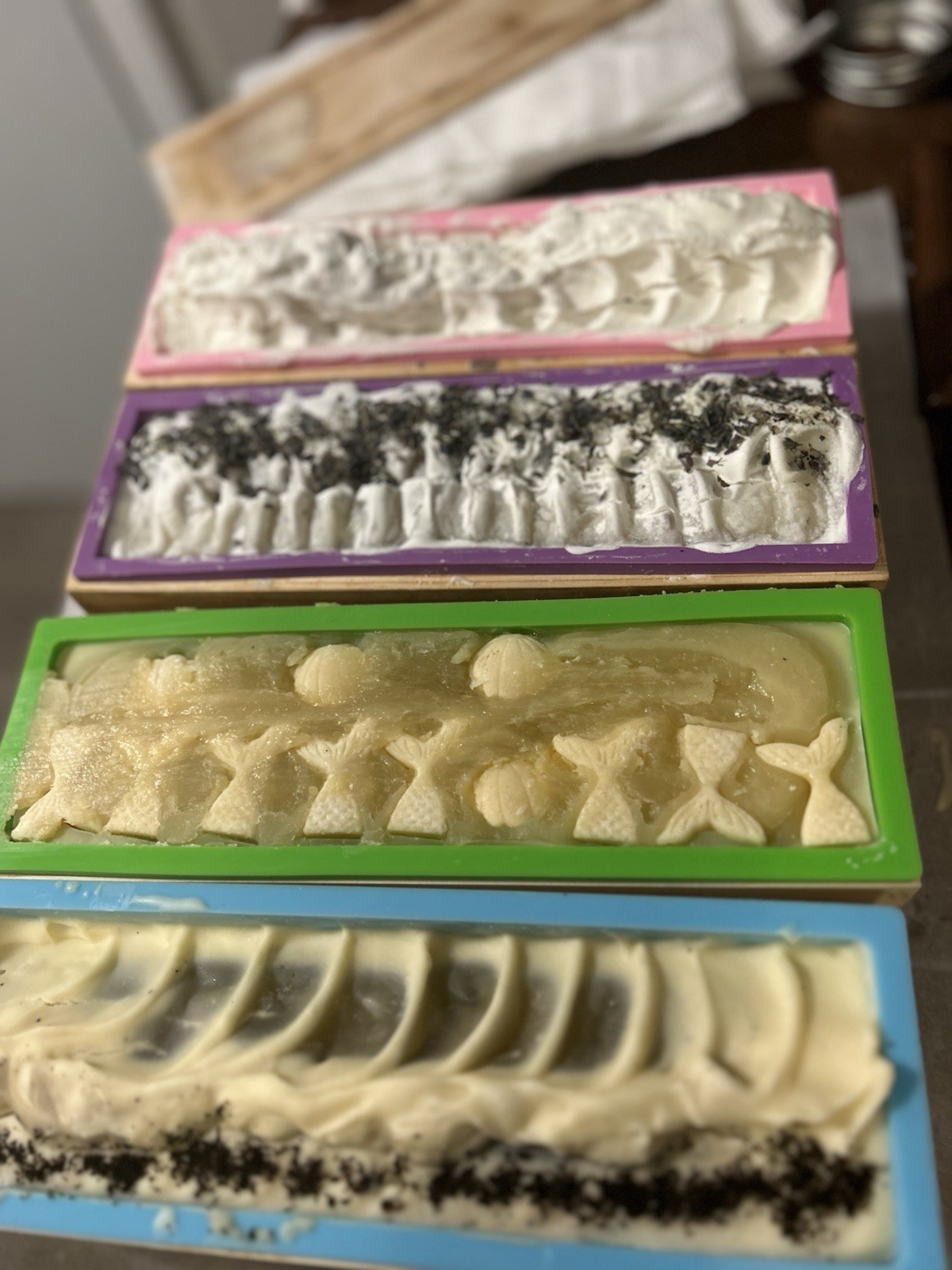 All Natural Soap w Coconut Oil, Olive Oil, Lemongrass with Coffee