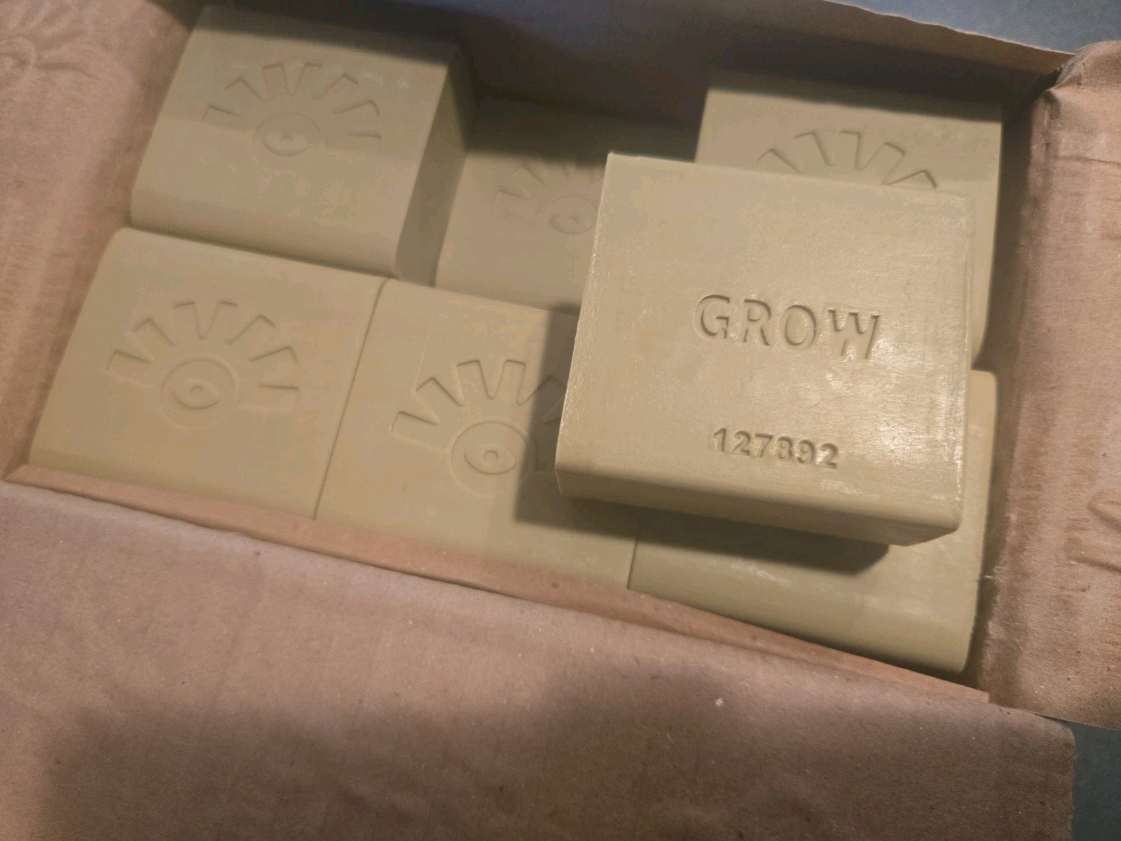AYEYA Soap GROW Soap Eucalyptus and Mint Lot Of 24ea 3.75oz Bars!