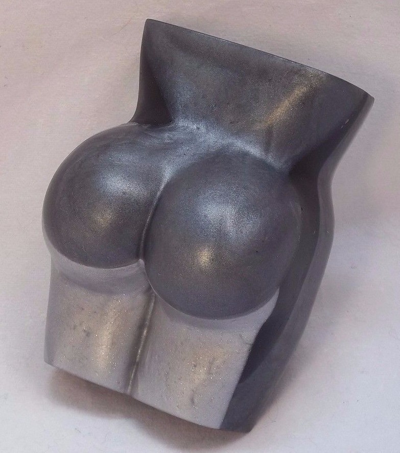 Gluteus Fabulous, our silver, gunmetal and black booty – a showstopper! butt