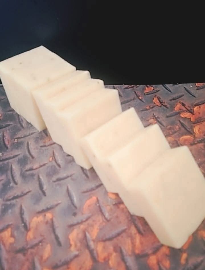 Handmade Natural Soap Bar, Gentle and Moisturizing