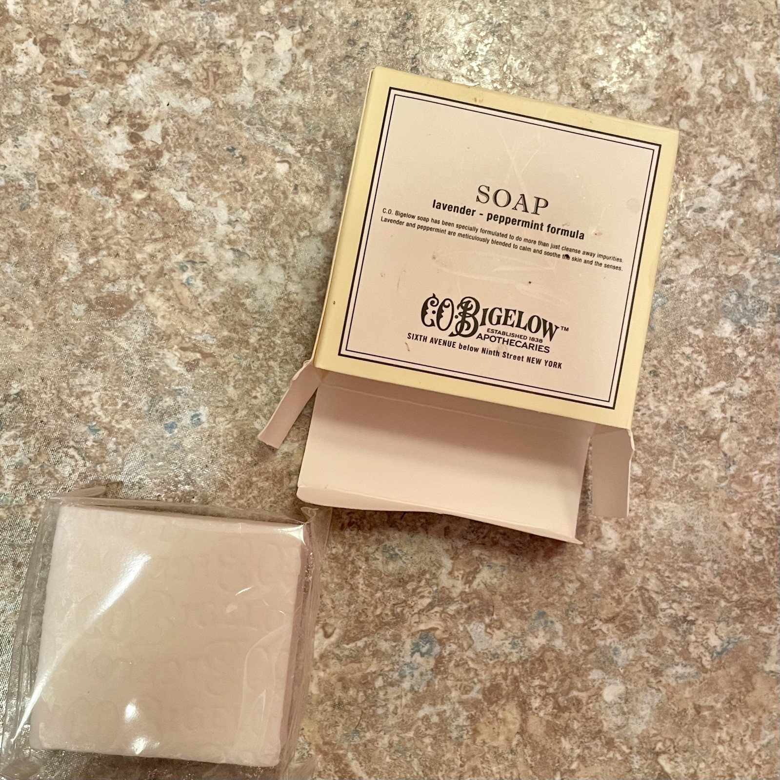 Co Bigelow Lavender Peppermint Soap Bath & Body Coconut Lime Verbena Lotion Soap