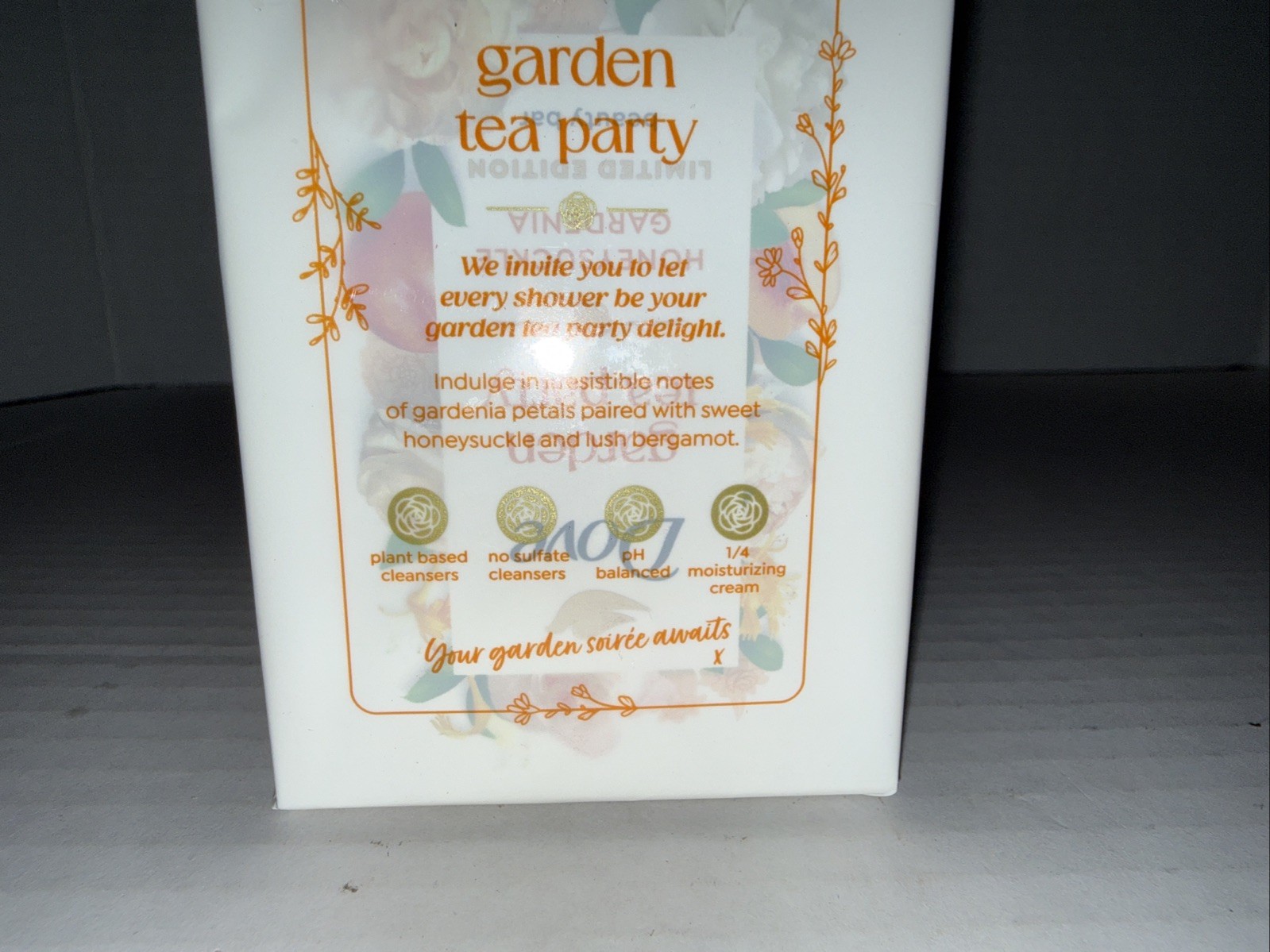 Dove Garden Tea Party Bar Soap Honeysuckle Gardenia 4 Bar Pack – **NEW**
