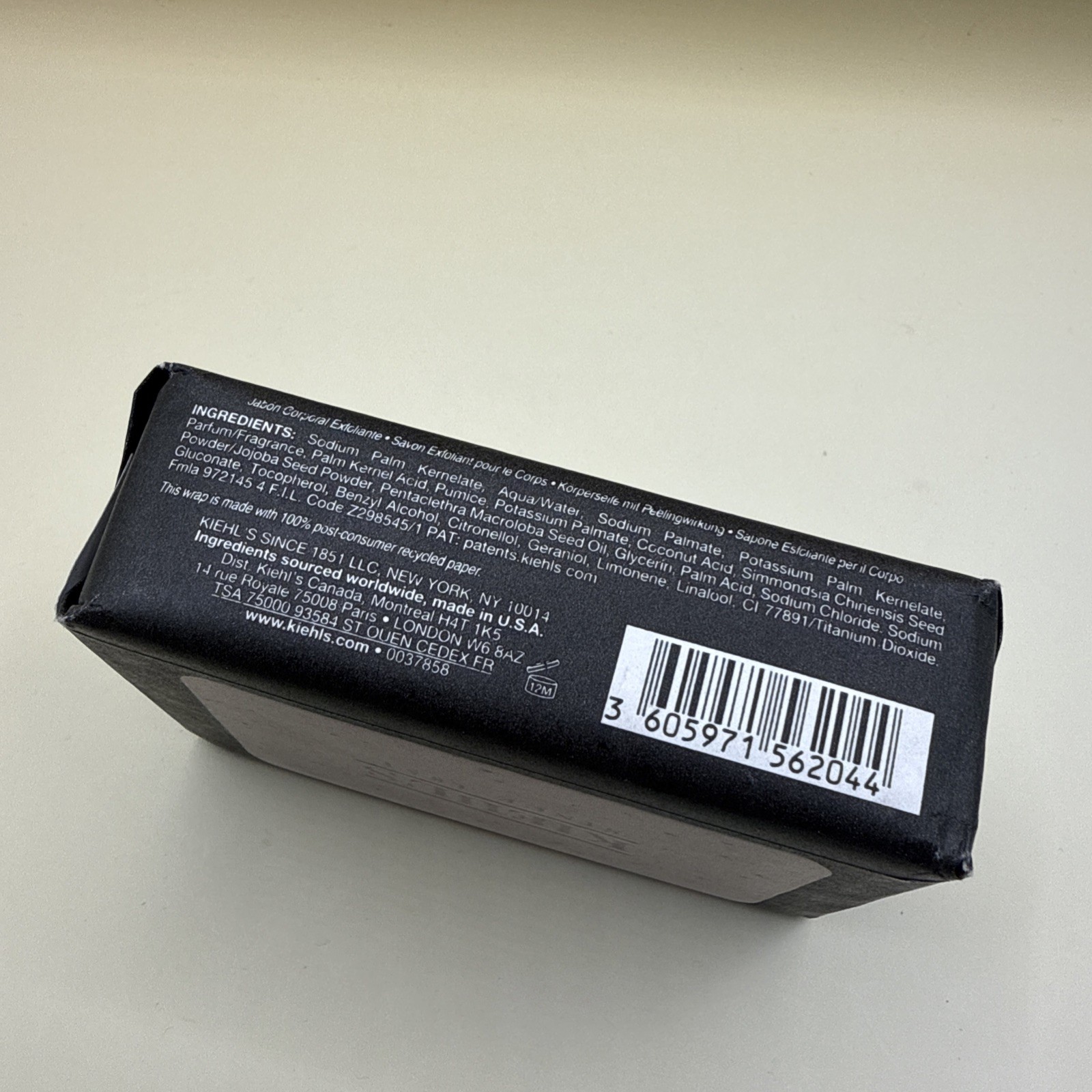 Kiehl’s Grooming Solutions Exfoliating Body Soap 3.2 oz / 90 g New