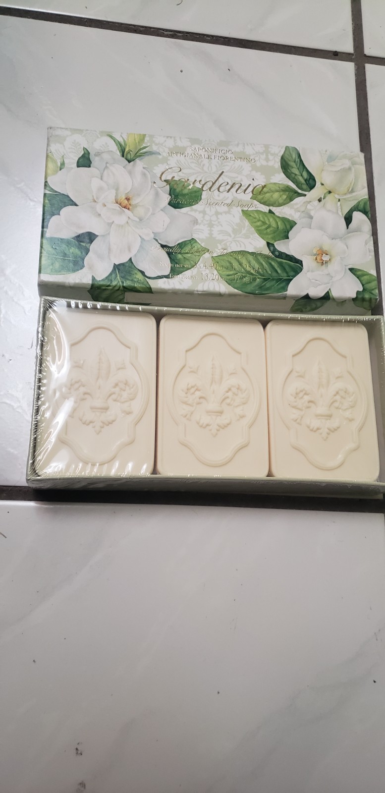 Pack Saponificio ~ Gardenia Scented Bar Soap from Italy 3 bars 4.40 oz Each NIB/