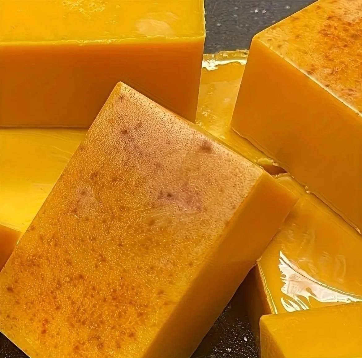 2-Pack Turmeric Glow Soap Bar – Lemon & Kojic Acid, Removing Dark Spots