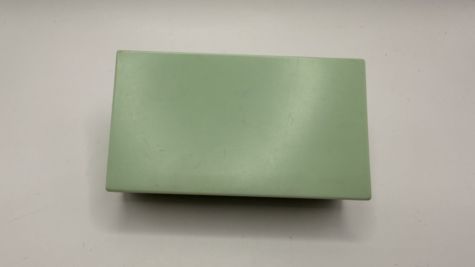 Clinique Mild Facial Soap Cleanser Bar Green Holder Dish Case 1.5oz