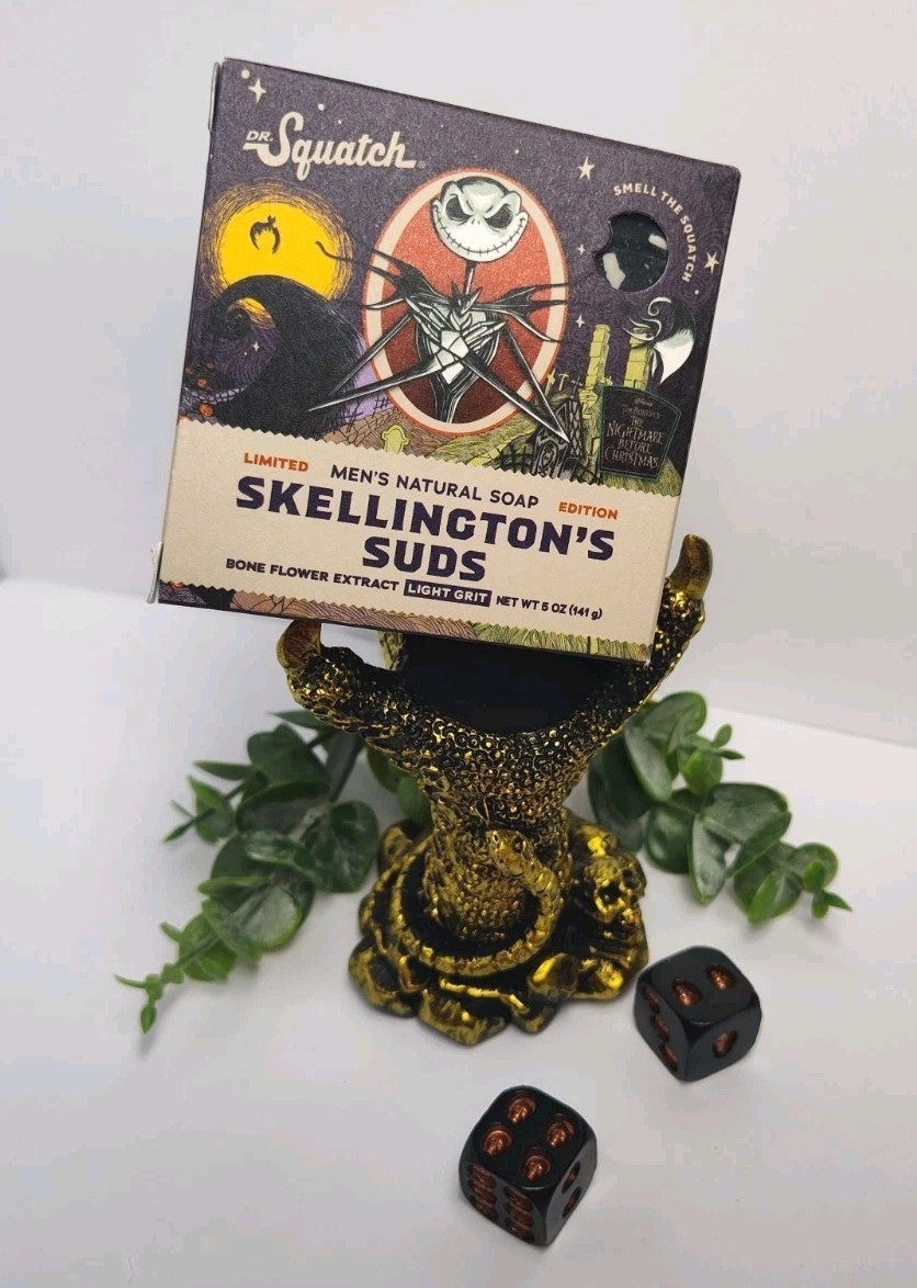 Dr Squatch Limited Edition scent- Skellington’s Suds Mens Soap Light Grit 5 Oz.