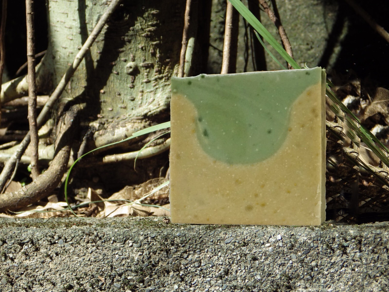 YELLEEN – Yellow Brazilian Clay with Marine Mud Green Clay Handmade Soap | 100 g