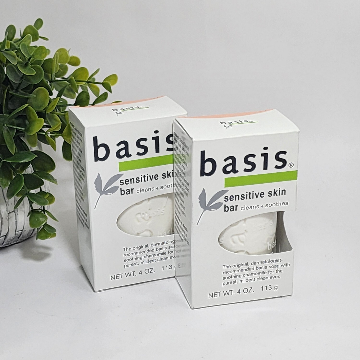 Basis Sensitive Skin Bar Cleans + Soothes 4 oz Bar Soap ~ Lot of 2