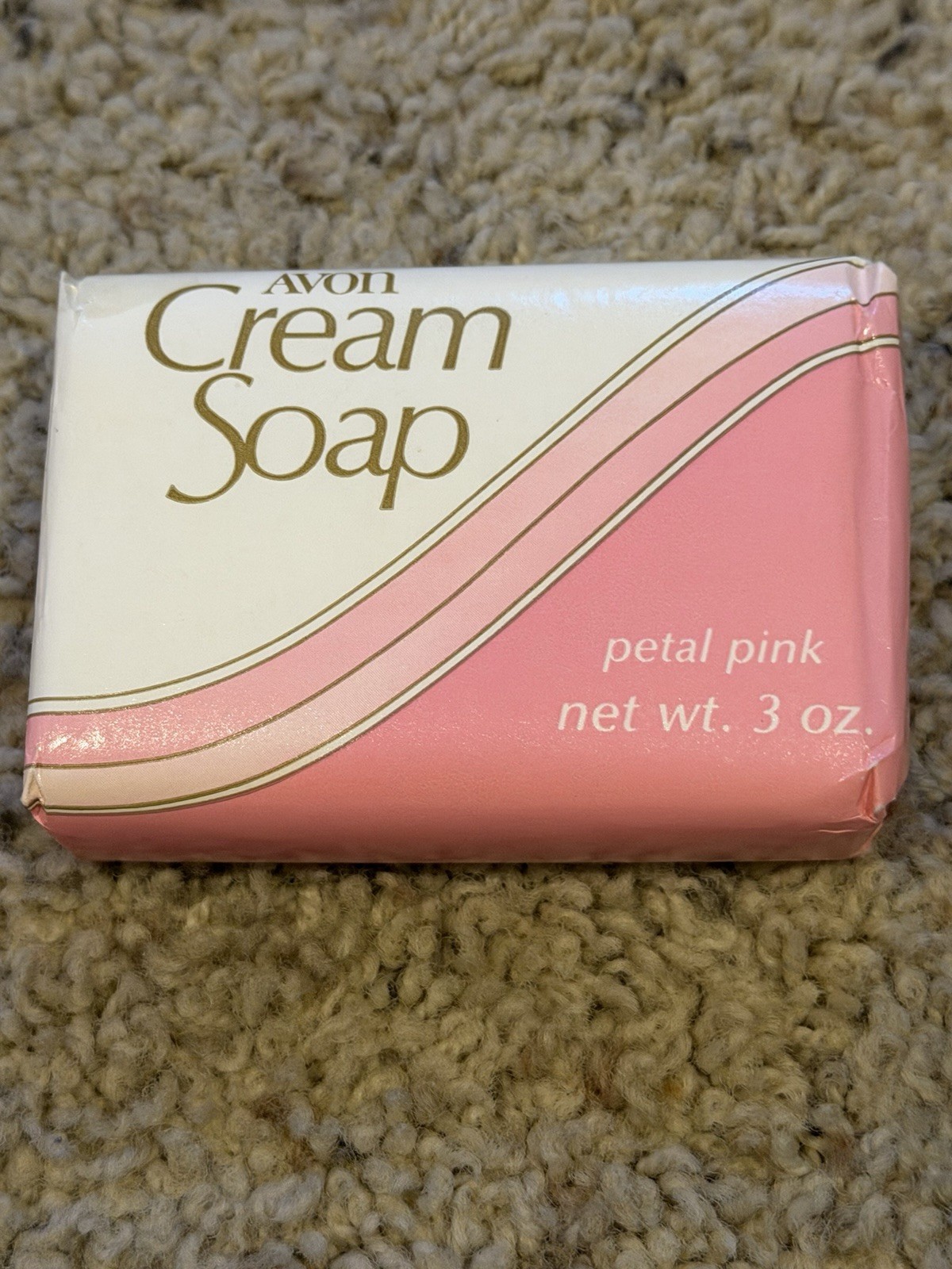 VTG 1988 Avon Cream Soap Bar Petal Pink Scent 3oz Dermatologist Tested Face/Body