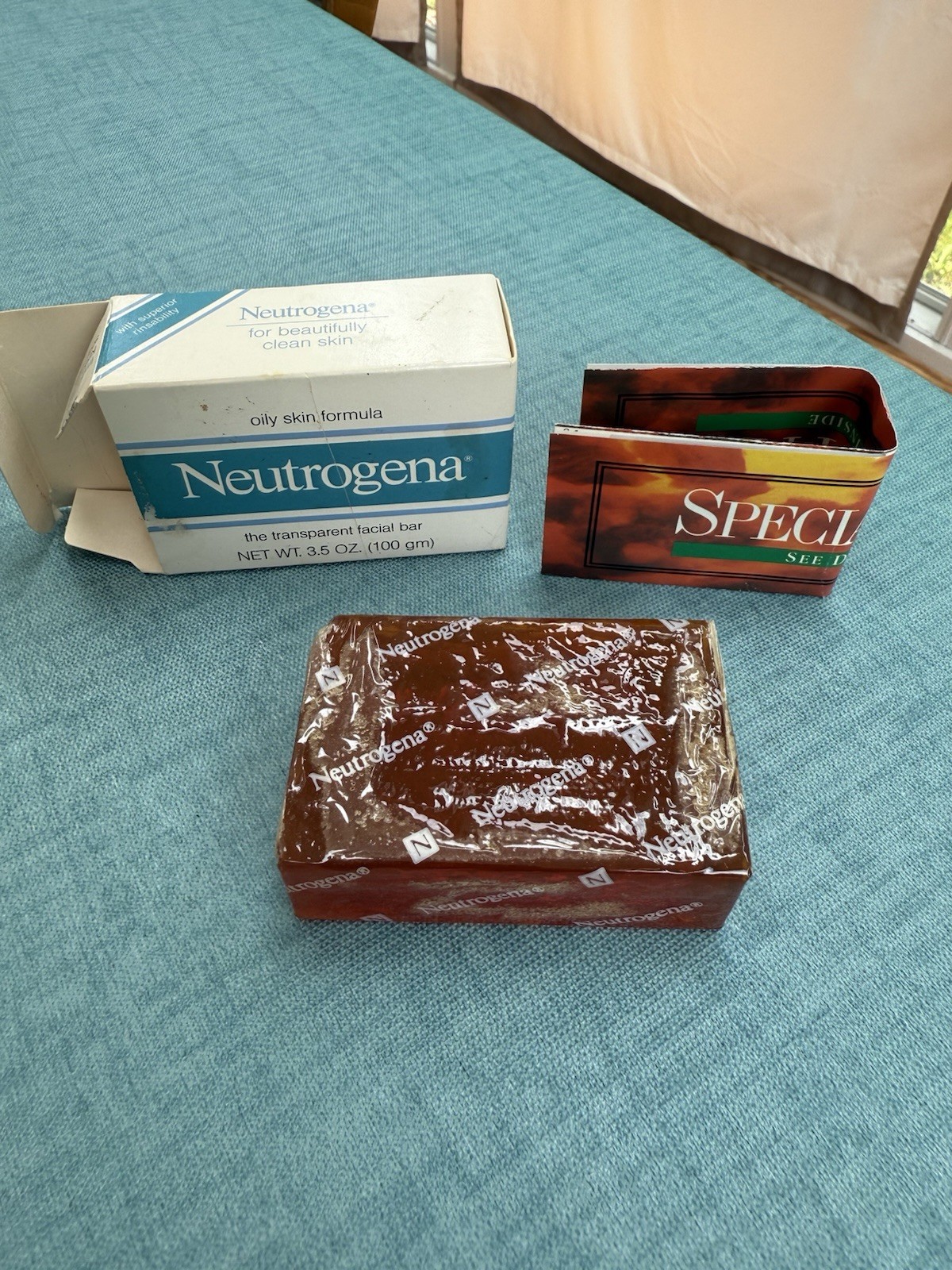 Neutrogena Soap NOS Transparent Facial Bars Oily Skin 1992 Vintage 3.5 Oz Rare