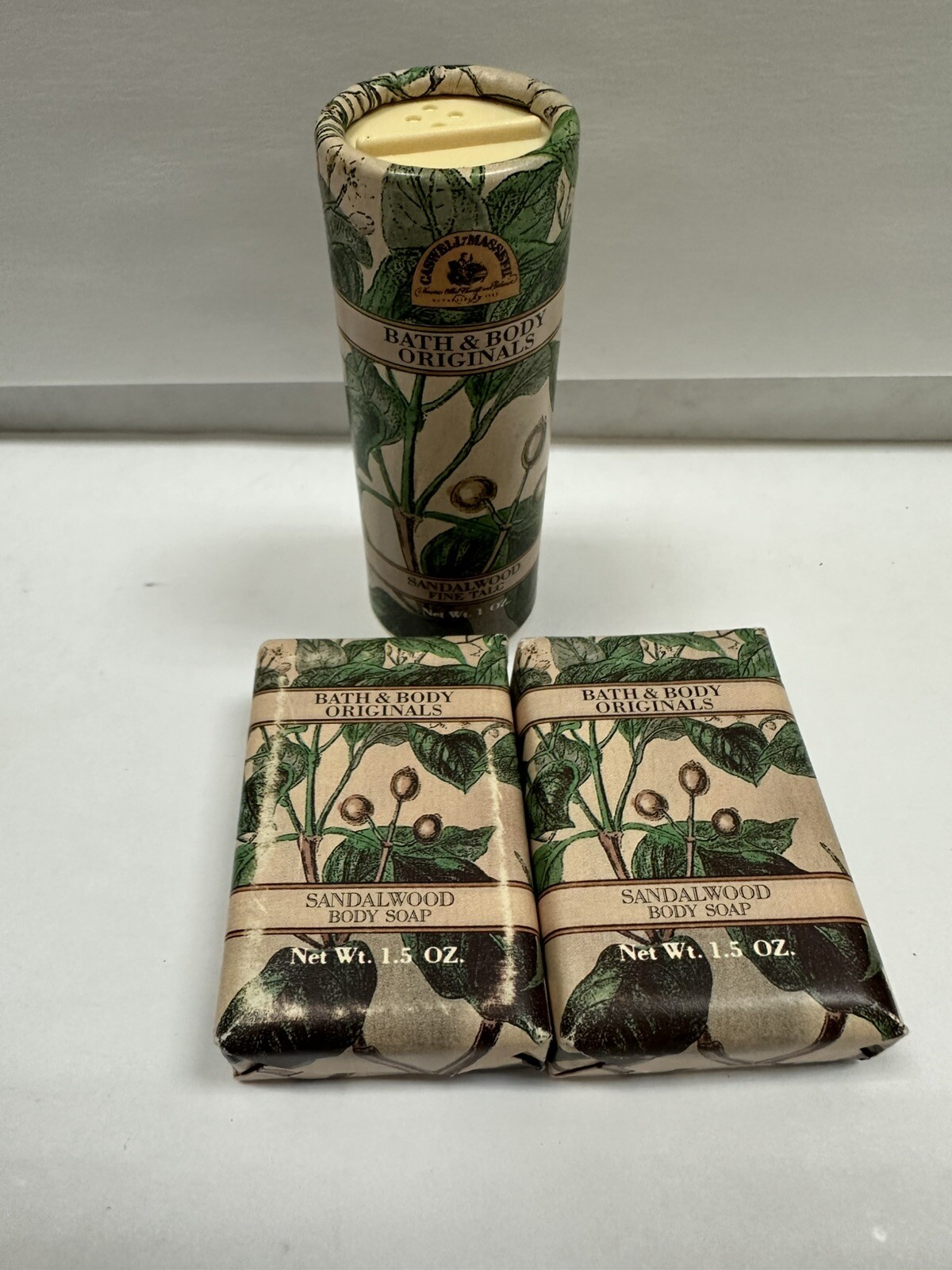 Lot 3 Sandalwood Bath & Body Original Bar Soap & Fine Talc 1.5 Oz Talc 1 Oz NOS