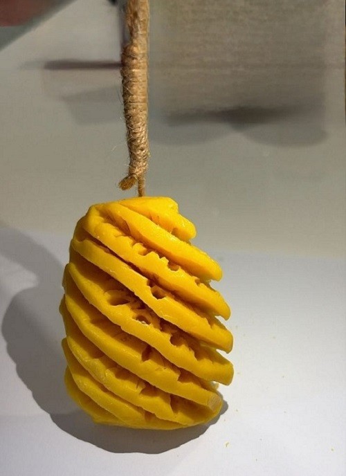 Tradisional handmade natural spa soap – pineapple shape