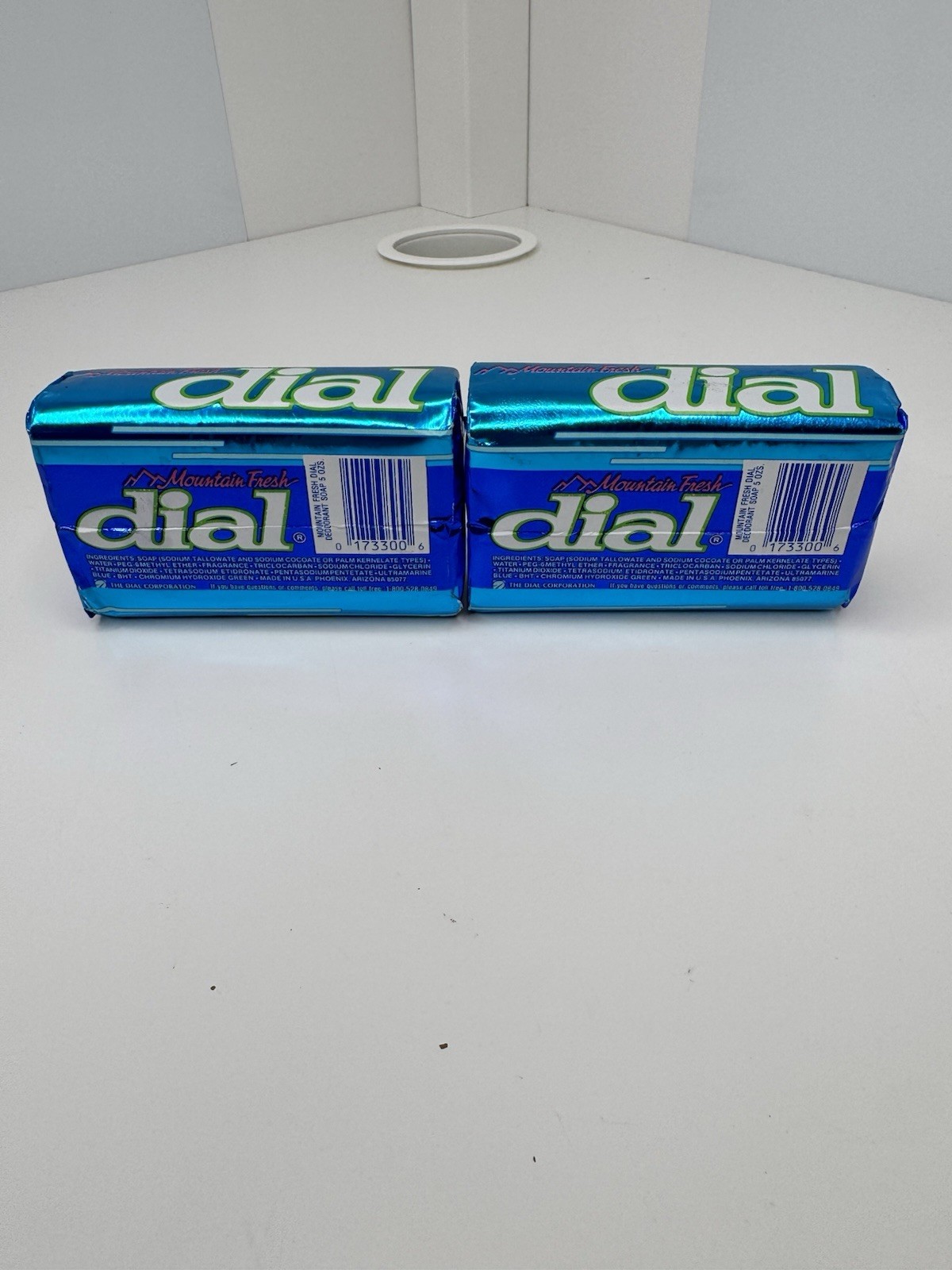 Dial Deodorant Refreshing Soap Bar Mountain Fresh 5 oz 2 Bars Vintage 80’s Logo
