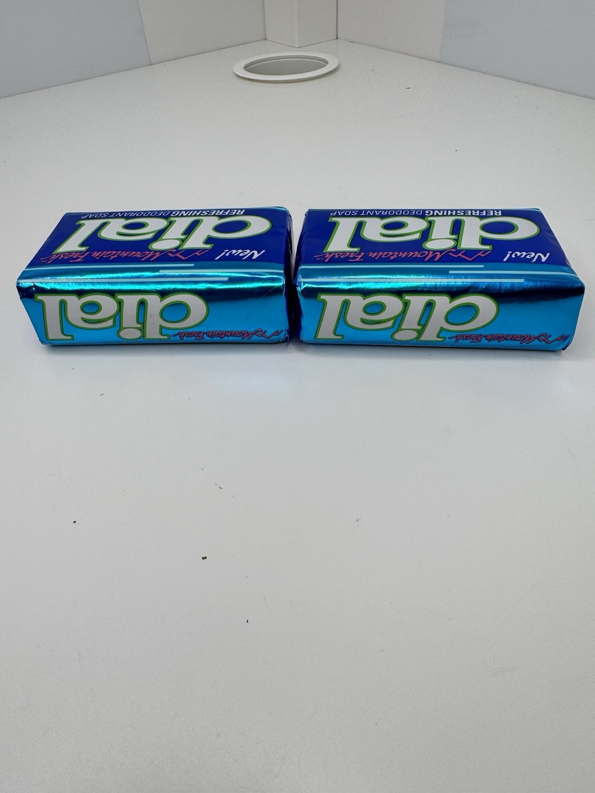 Dial Deodorant Refreshing Soap Bar Mountain Fresh 5 oz 2 Bars Vintage 80’s Logo