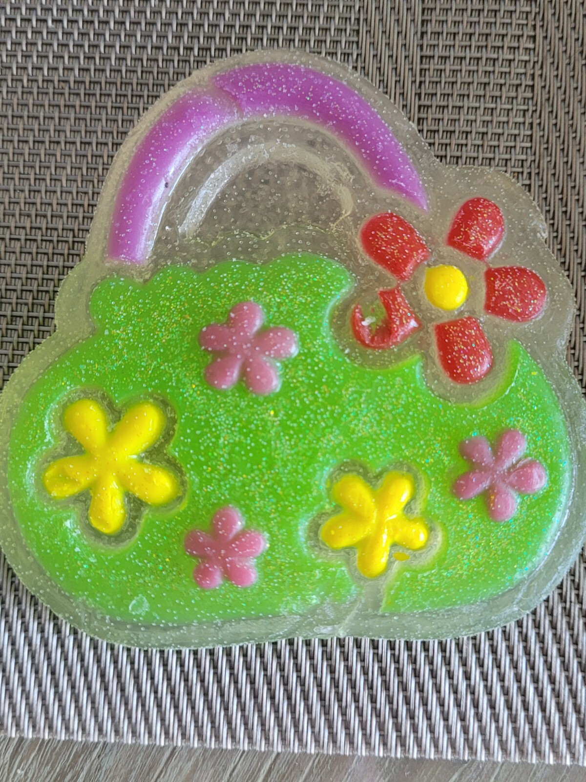 Adorable Scented Soap in Shape of Purse/Pocketbook/Handbag. Solid 3.5 oz.