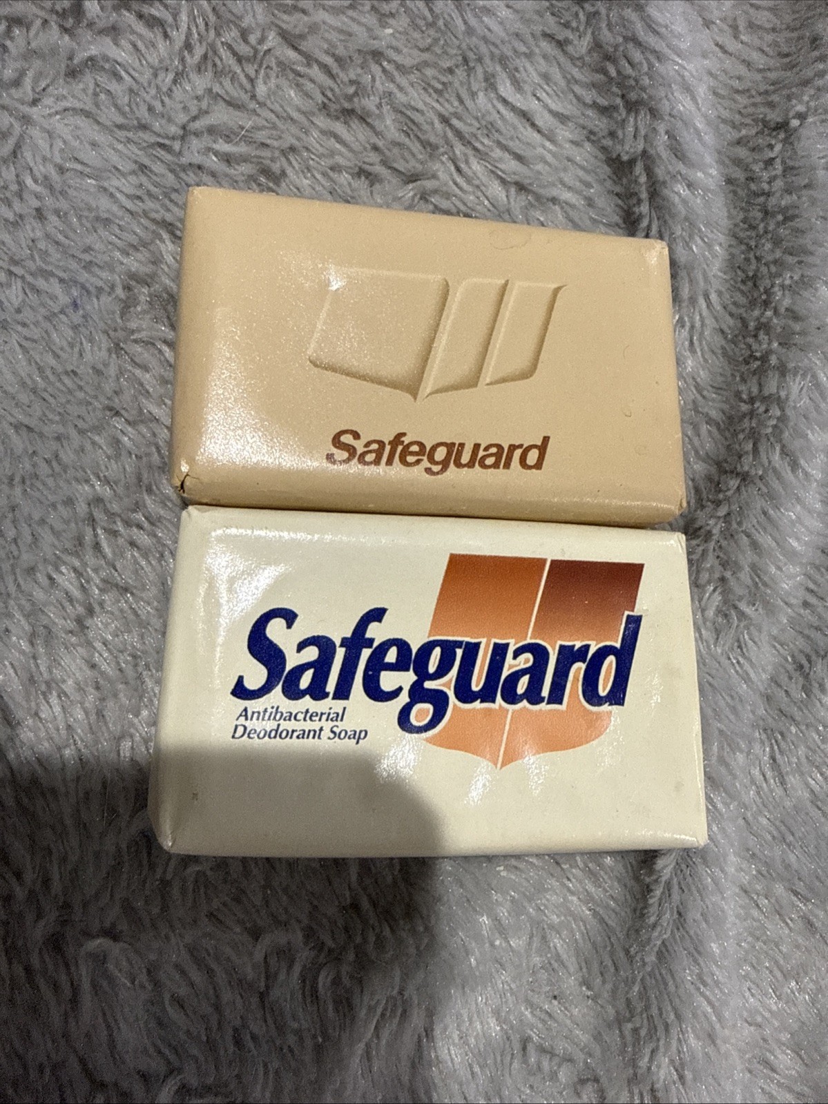 Vintage Rare Safeguard Beige 2 Travel Bars Deodorant Soap