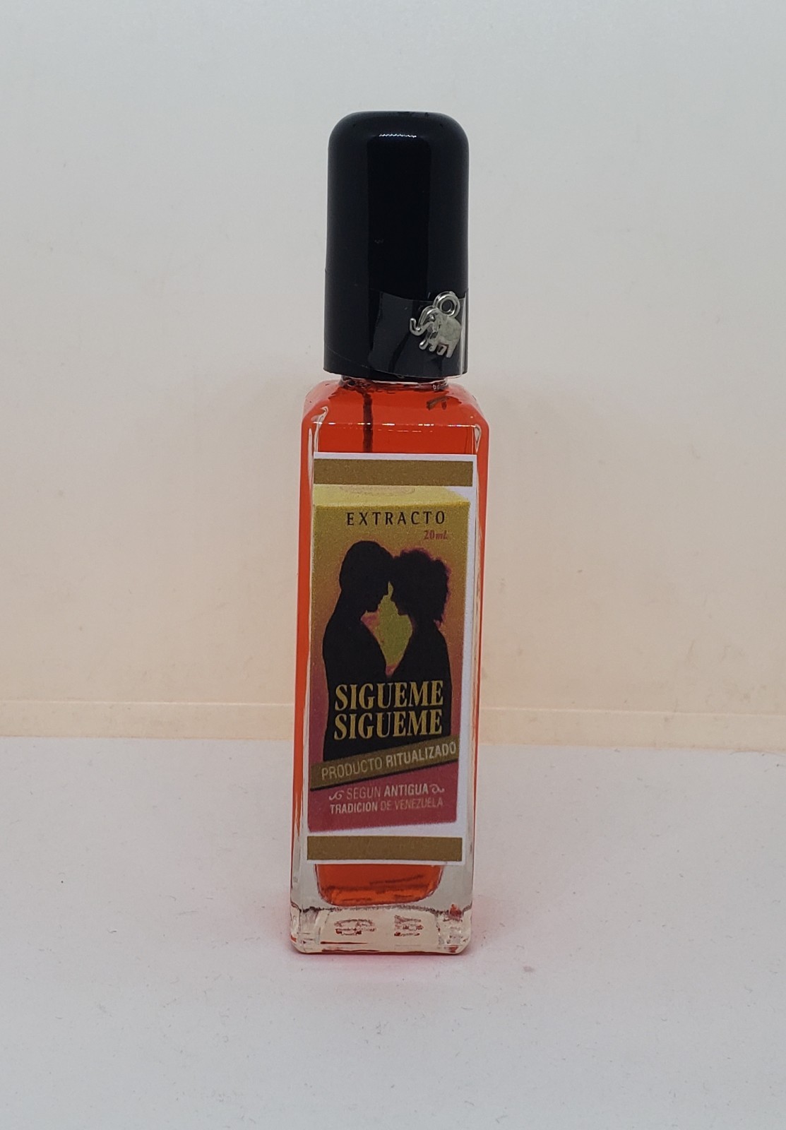 PERFUME ESPECIAL SIGUEME SIGUEME PARA ATRAER EL AMOR ORACION Y AMULETO INCLUIDO