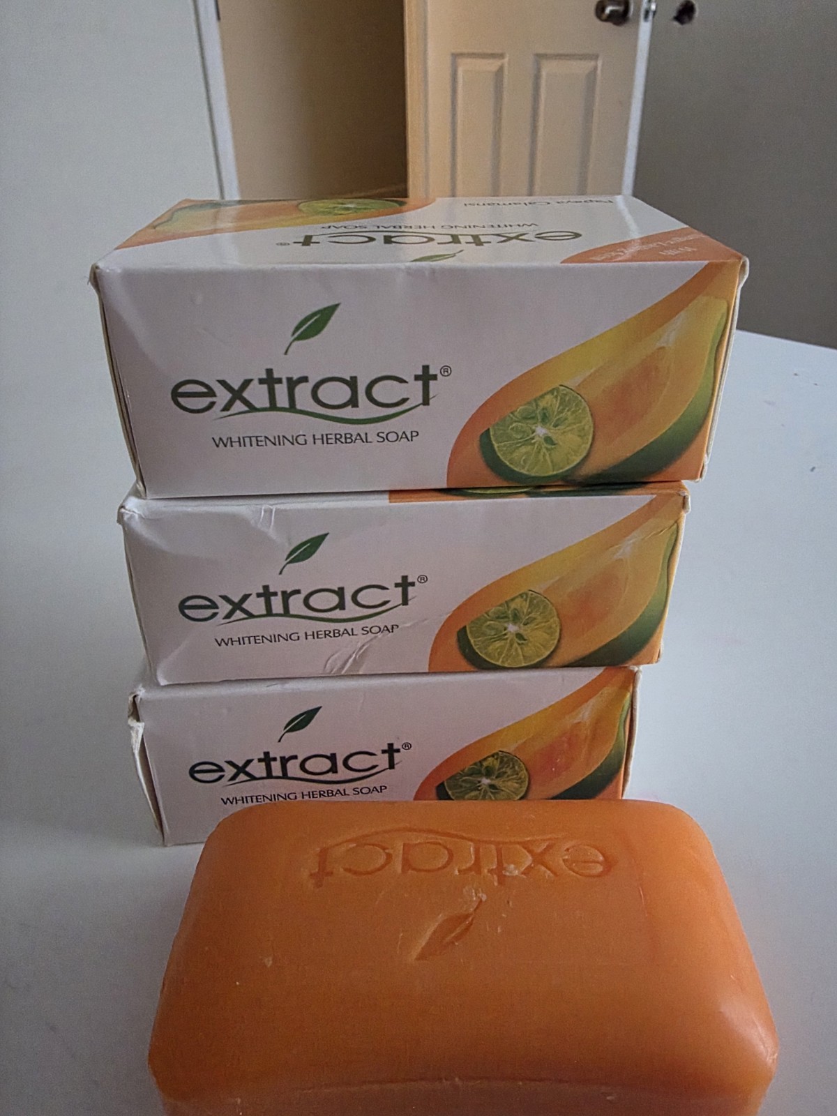 Extract Whitening Herbal Soap Bar Orange Herbal Rectangular 3-Pack Body