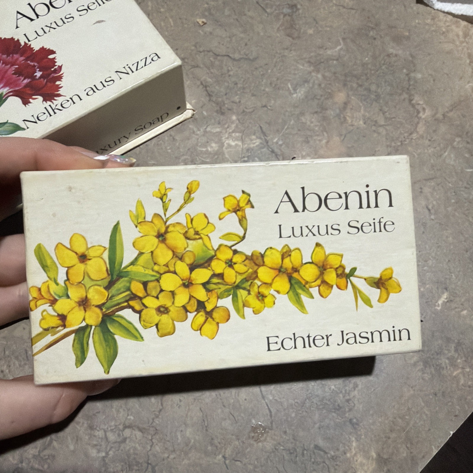 2 ABENIN BERLIN LUXURY SCENTED SOAP VINTAGE LILAC 2X3.4 OZ 2 CAKES Germany NEW
