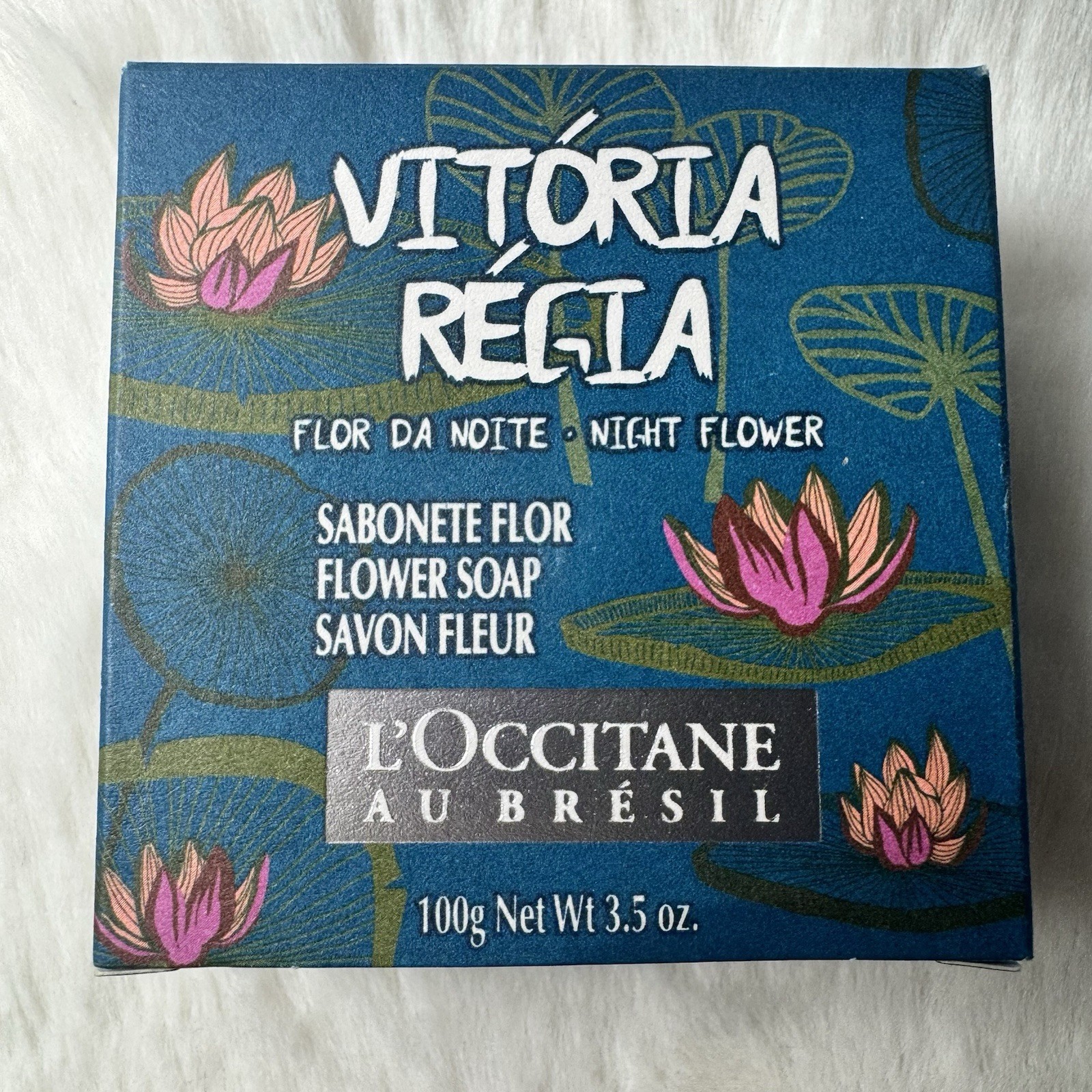 L’occitane Vitória Régia Flower Soap Night Flower 3.5 oz New Open Box