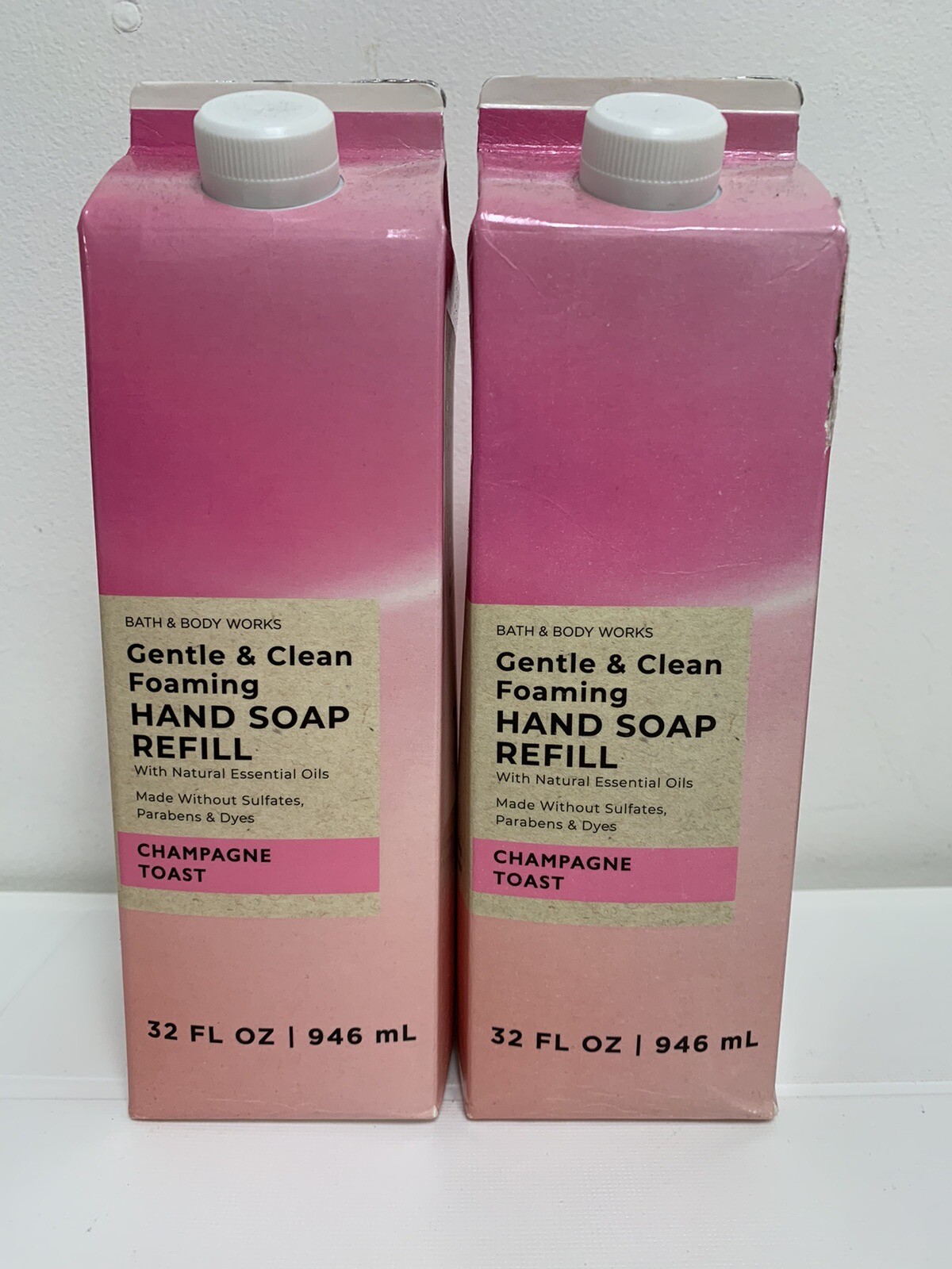 2 BATH & BODY WORKS CHAMPAGNE TOAST FOAMING HAND SOAP REFILL 32 FL OZ EACH