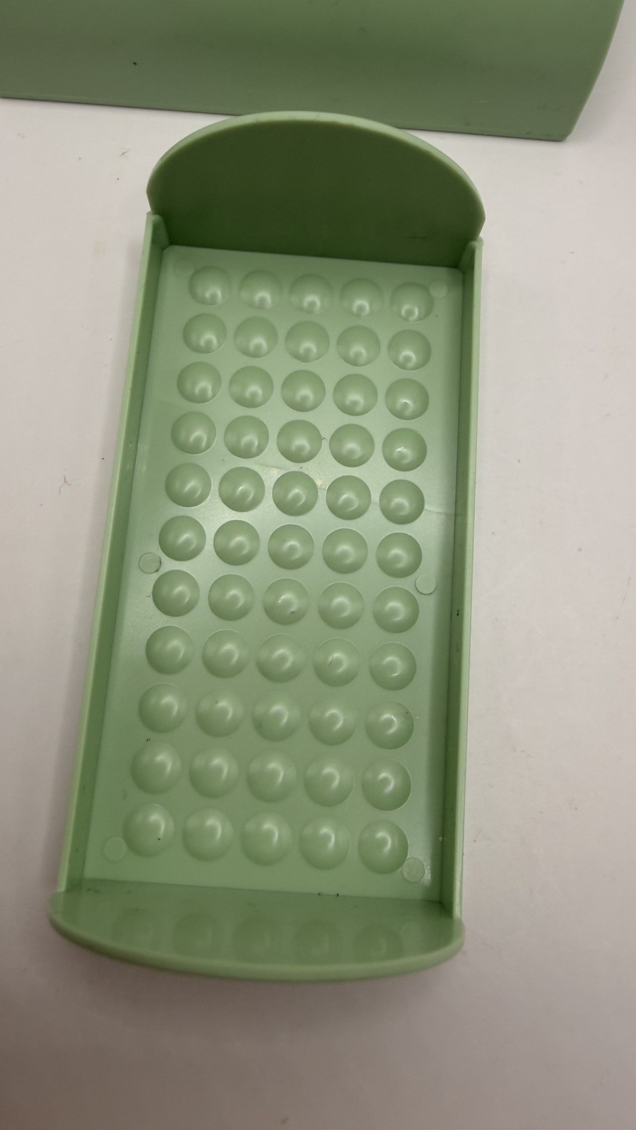 Clinique Mild Facial Soap Cleanser Bar Green Holder Dish Case 1.5oz