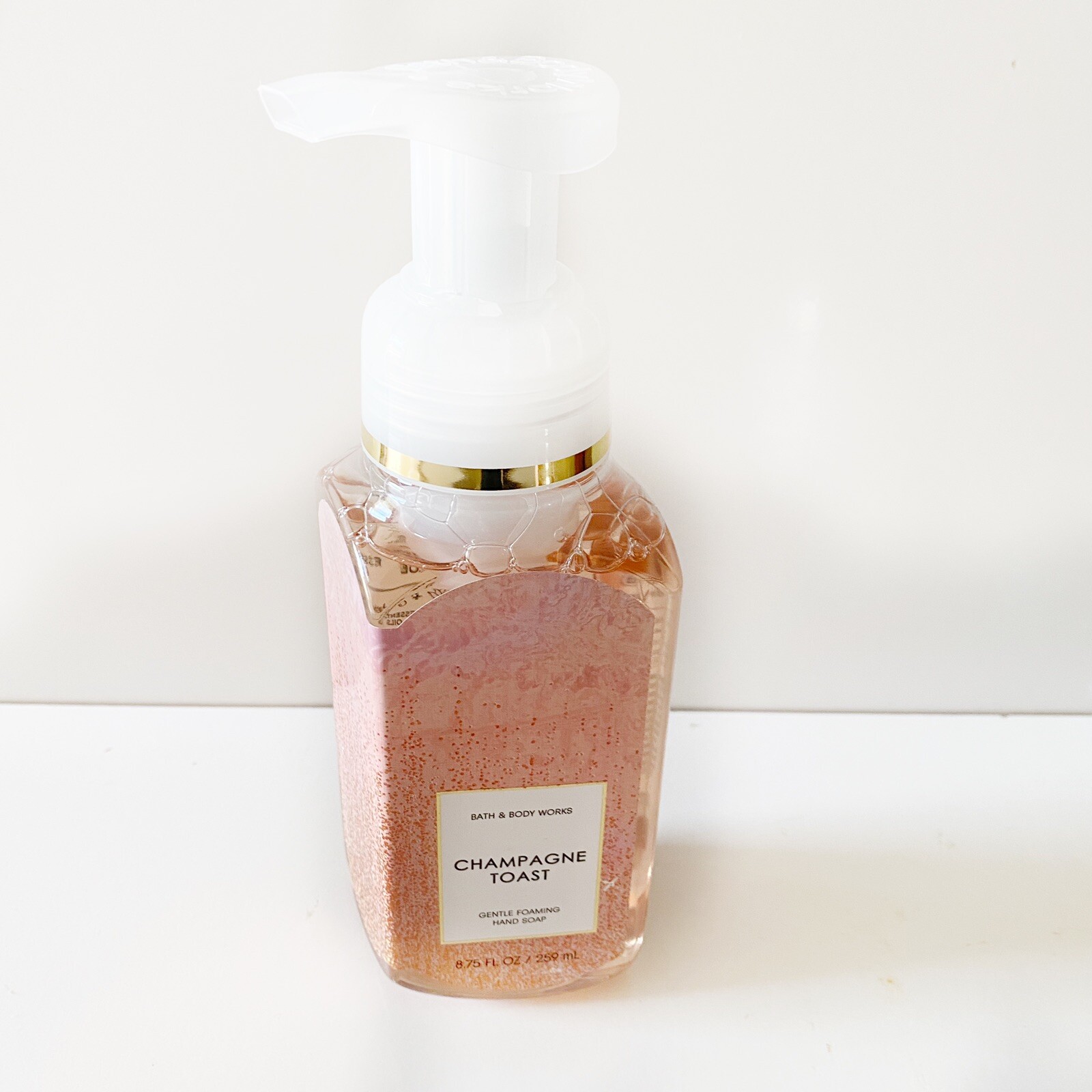 Bath & Body Works Champagne Toast Gentle Foaming Hand Soap Wash Foam Pump