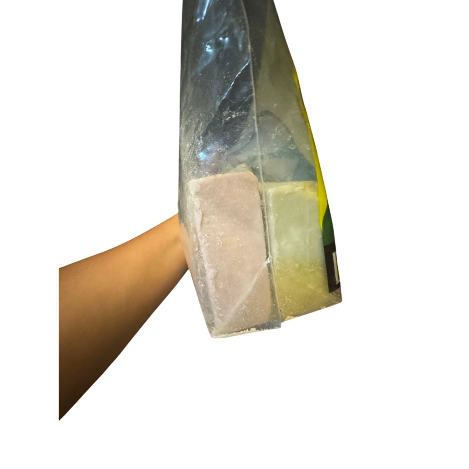 Amish Land Bag of Soap With one missing. 4 bars of soap 5oz each.