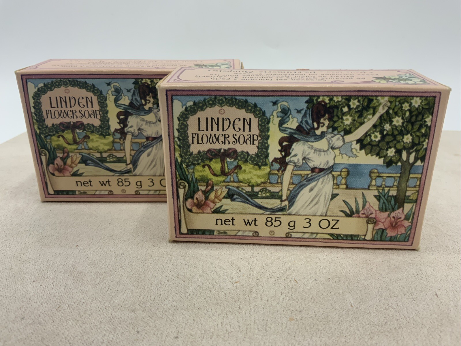 2 Vintage Crabtree & Evelyn Linden Flower Soaps 85g 3oz Each