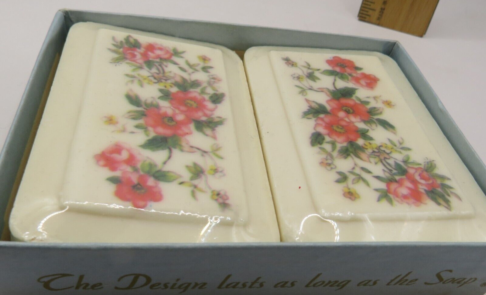 VTG Sealed Katherine Gray finest hard French soap 2-bar 5.5 oz Beach Sea Shells