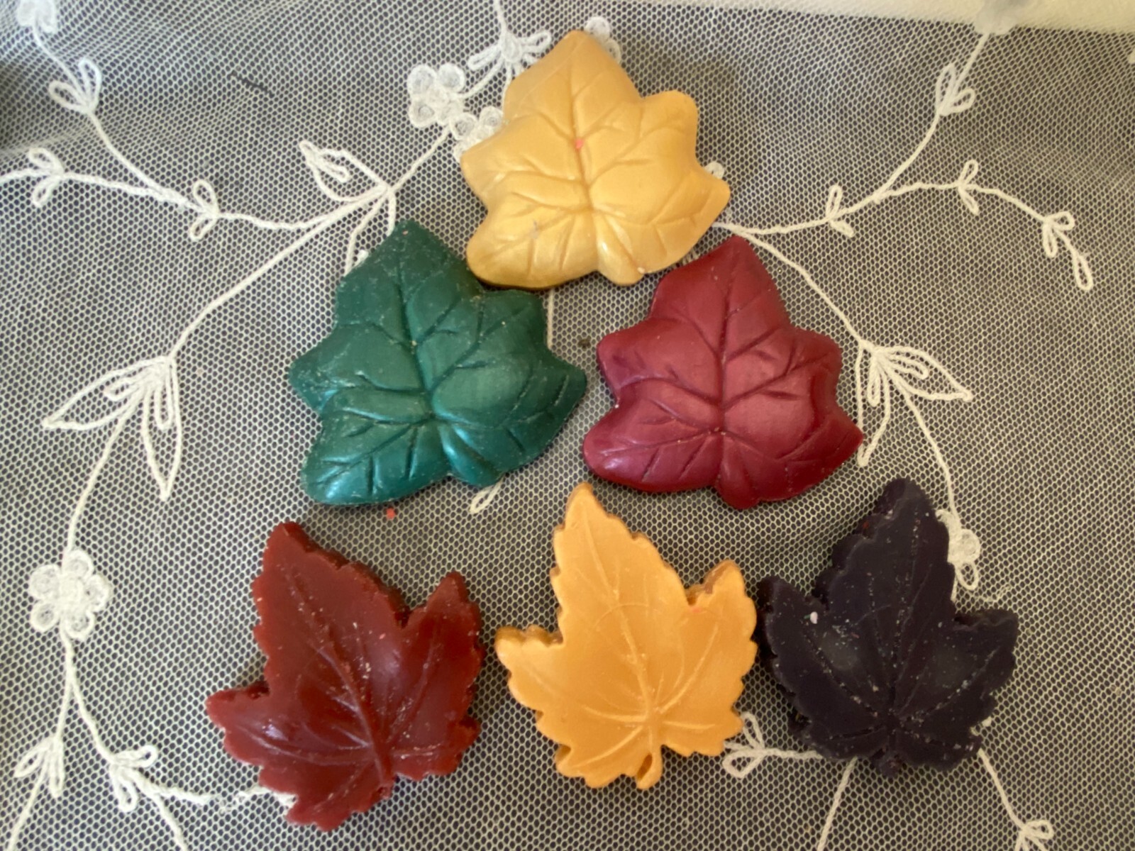 Vintage Lot of 6 Scented Maple Leaf Soaps Decor Display