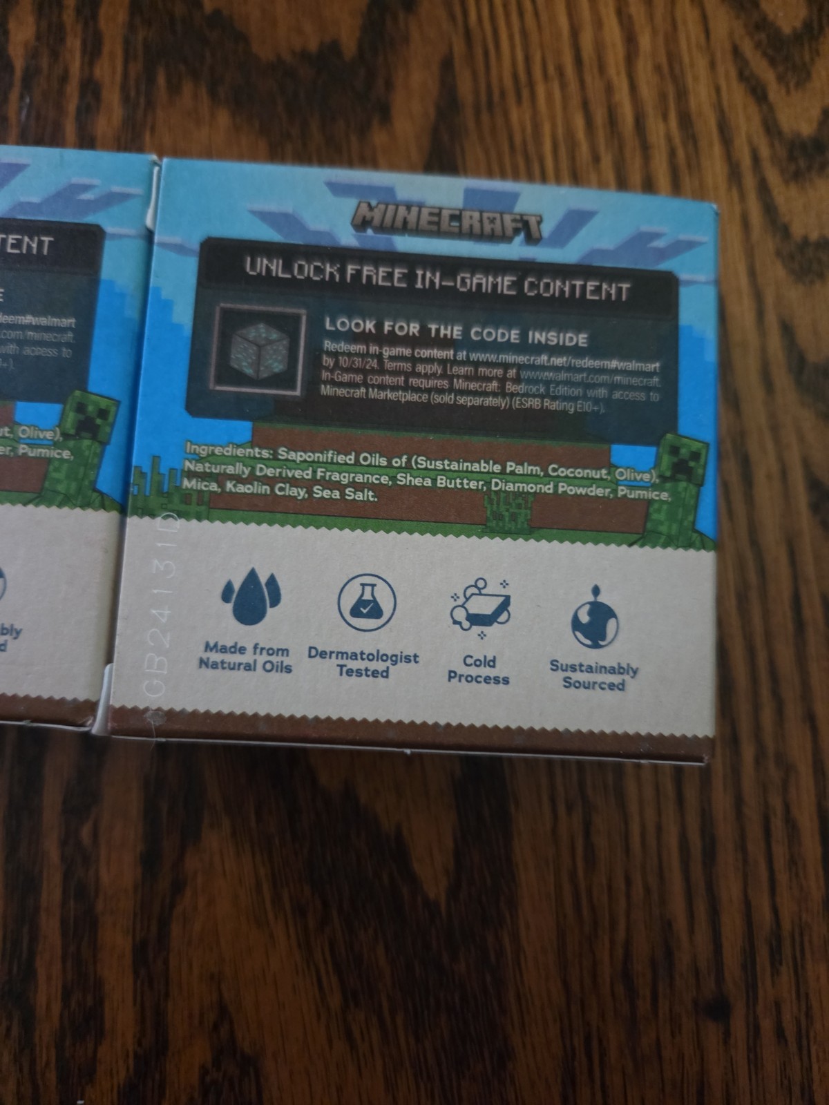 Dr. Squatch Men’s Natural Soap Minecraft Diamond Scrub (2) Bars Limited Edition