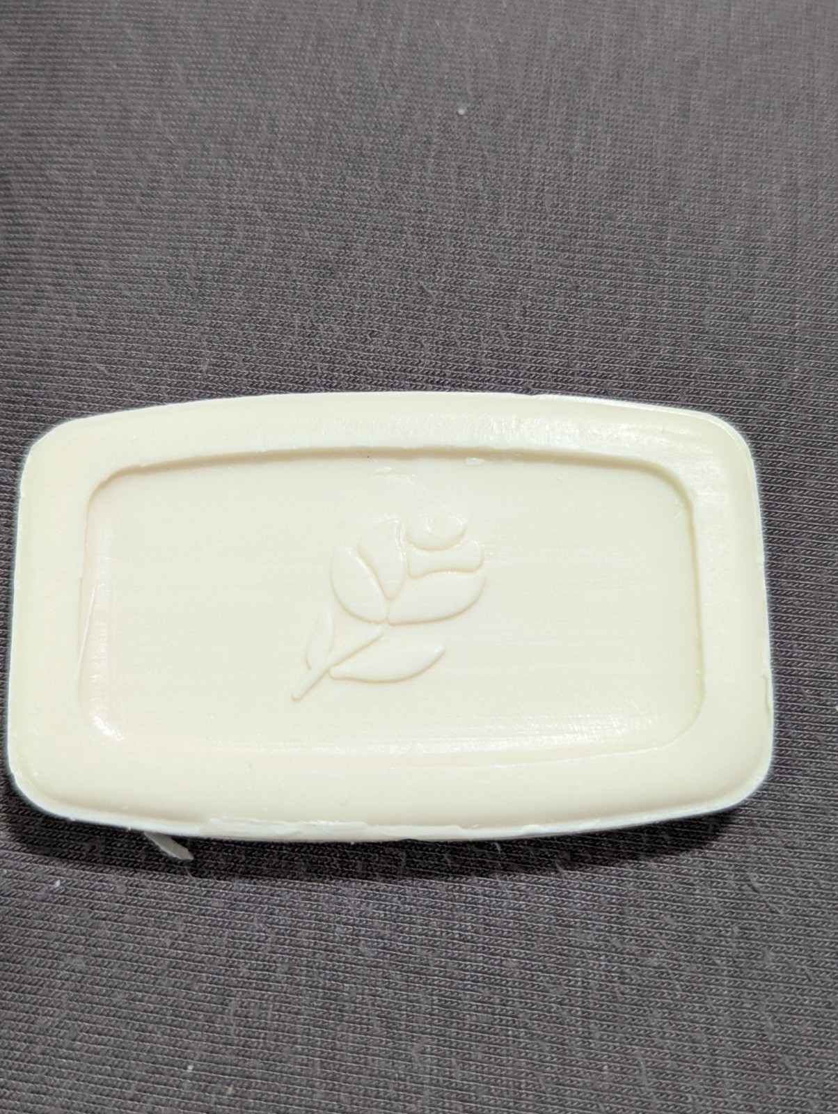 Sweet Bouquet Scented Floral Bar Soap White for Body/Face/Hands Vintage Hotel