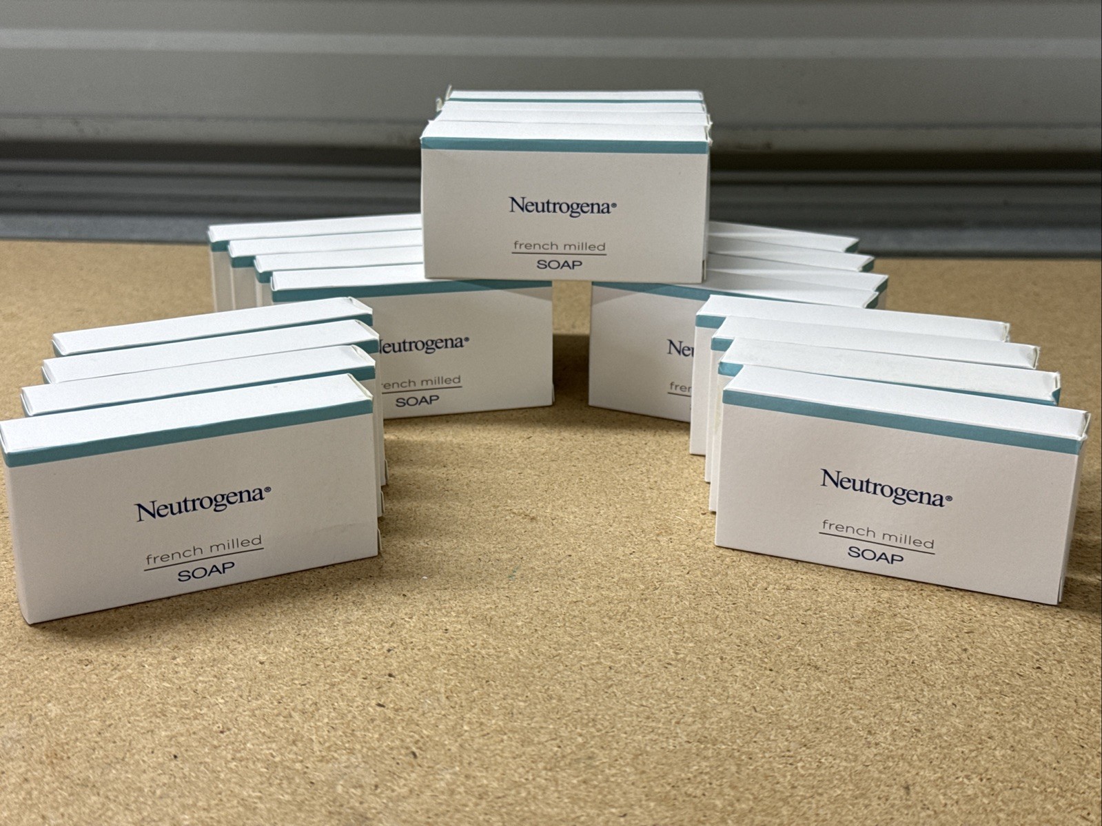 Neutrogena French Milled Bath Soap Lot of 20 each 1 oz Bars. Total of 20oz