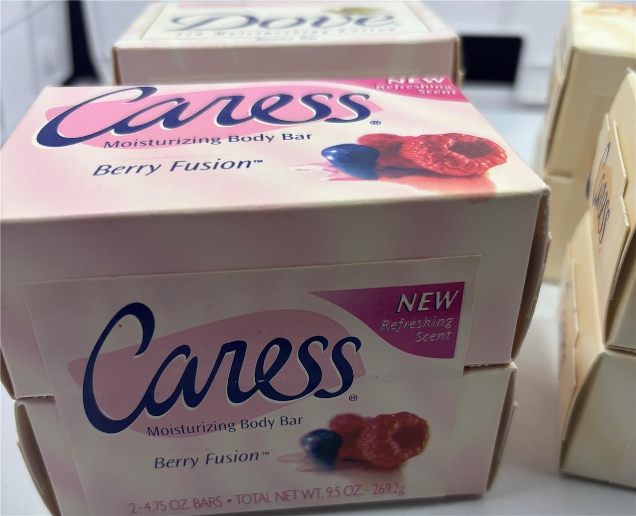 8 Vintage Caress Berry Fusion, Nature’s Silk, Dove pink soap 8 bars total